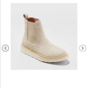 dawn fashion sneaker boots size5 universal thread